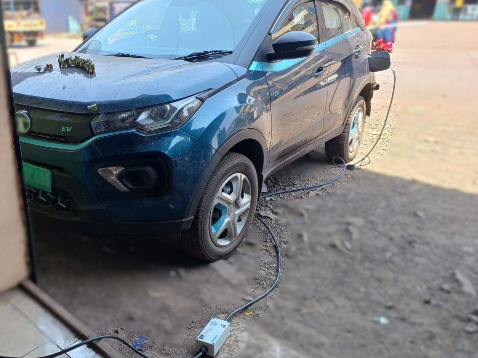 Car charging with DFXBOT Portable EV Charger – Compact, Waterproof, and Made in India